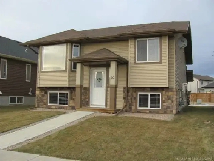 Beautiful Basement Suite in Clearview