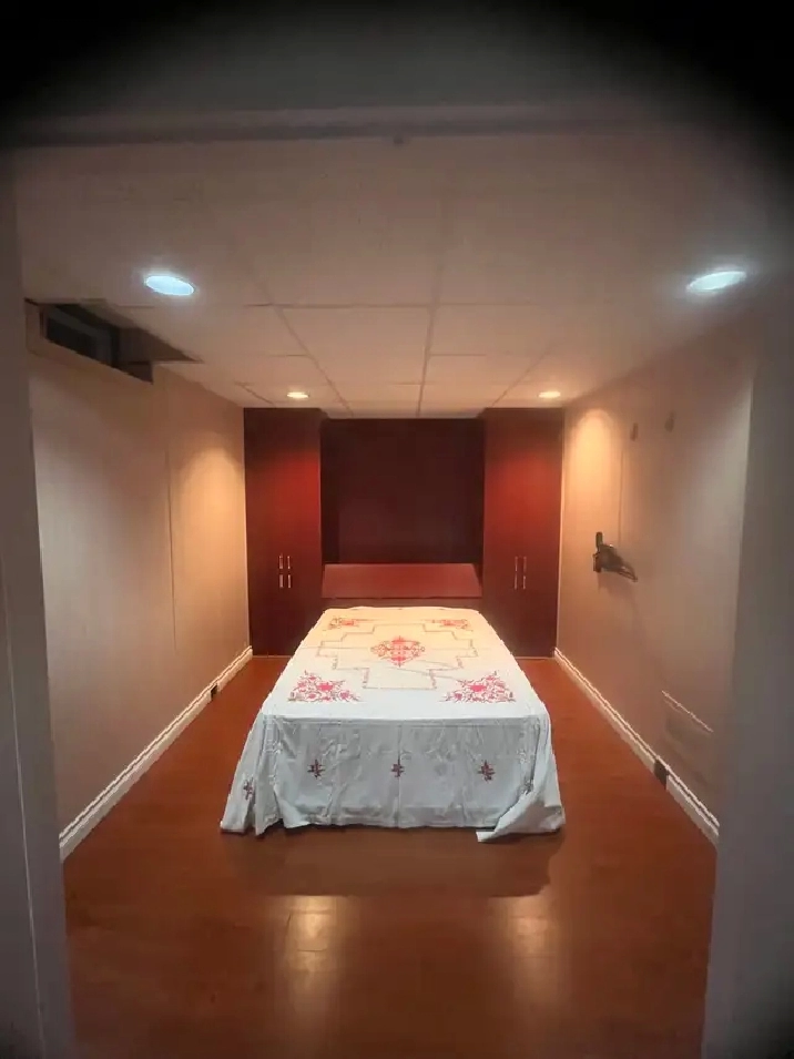 Spacious 2-Bedroom Basement Apartment in Heartland, Mississauga