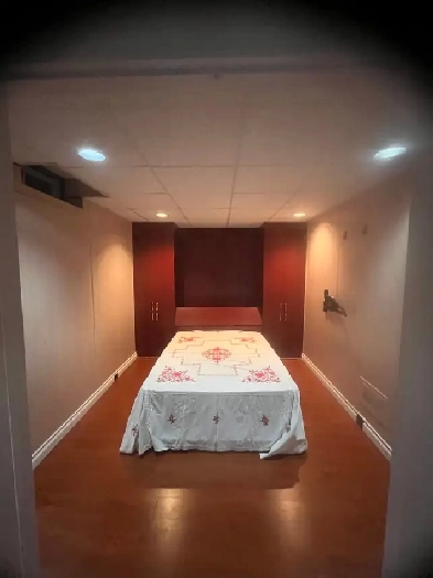 Spacious 2-Bedroom Basement Apartment in Heartland, Mississauga