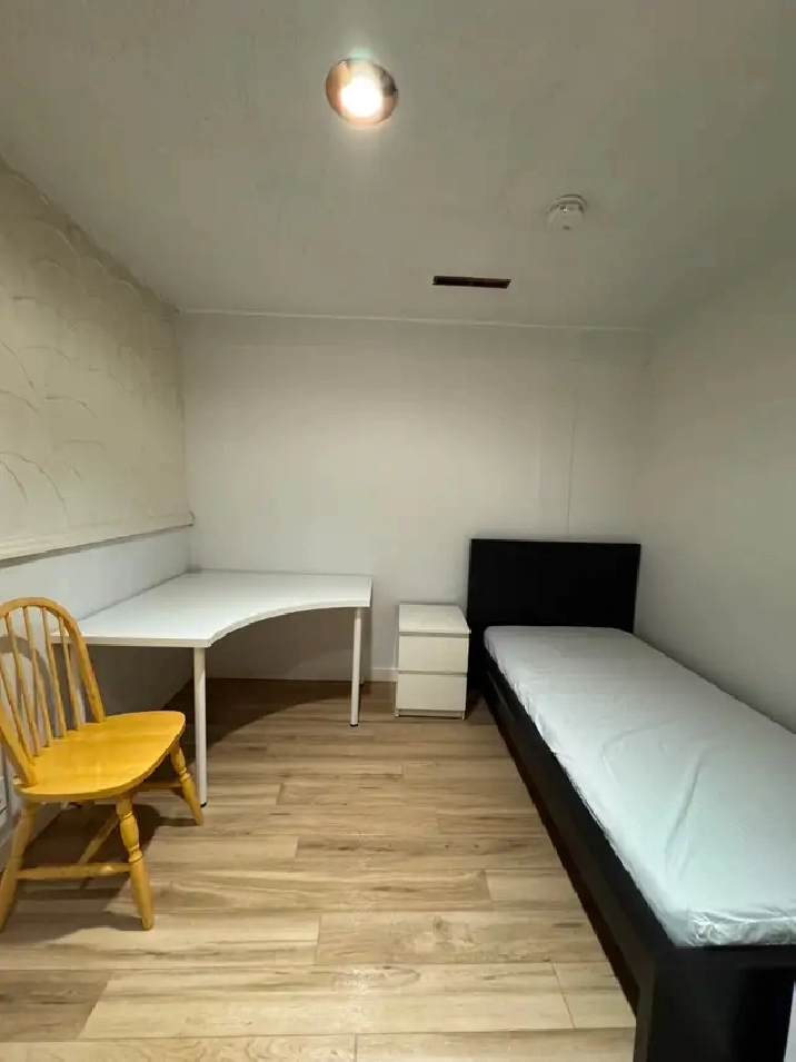 Close to U of C Basement  bedroom for rent in Banff Trail NW.