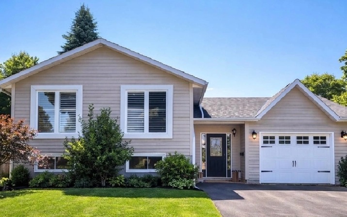 Mississauga House For Sale ( DISTRESSED SALE)  BELOW MARKET $