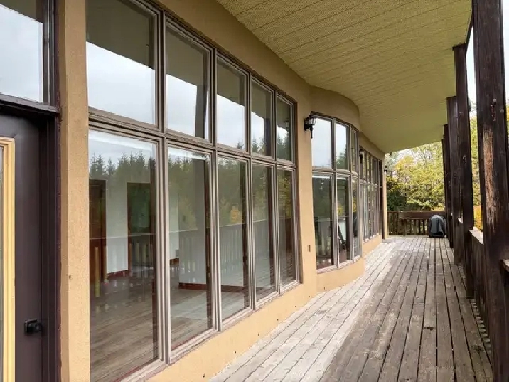 new renovation Bungalow house for rent in Caledon