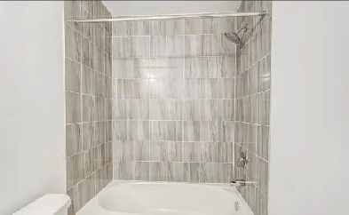 1 Bedroom with Private Bathroom – $850 | Yonge & Mapleview, Bar