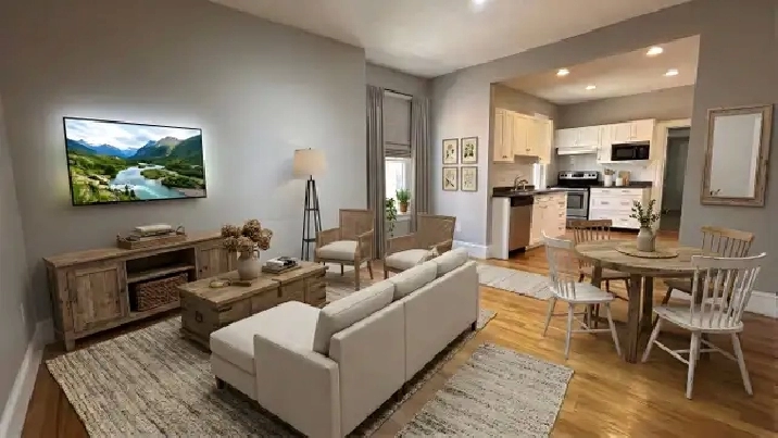 Spacious 2-Bedroom   Den Suite in Downtown Hamilton