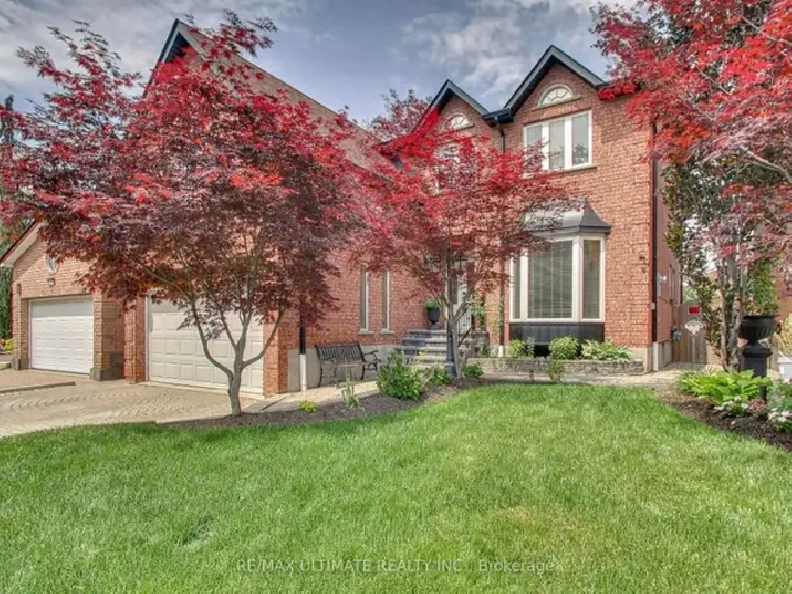 2Bed | 1,400sqft | Pvt Ent | FP | Sq1/Heartland | Bristol/Hurnto