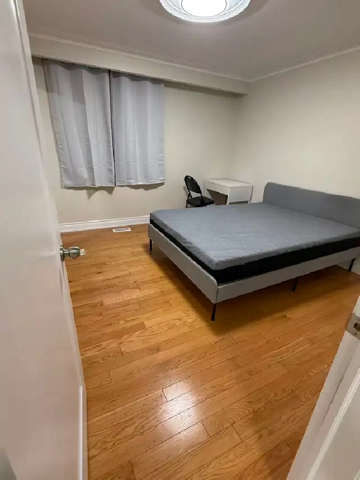 Private room for Rent - Scarborough