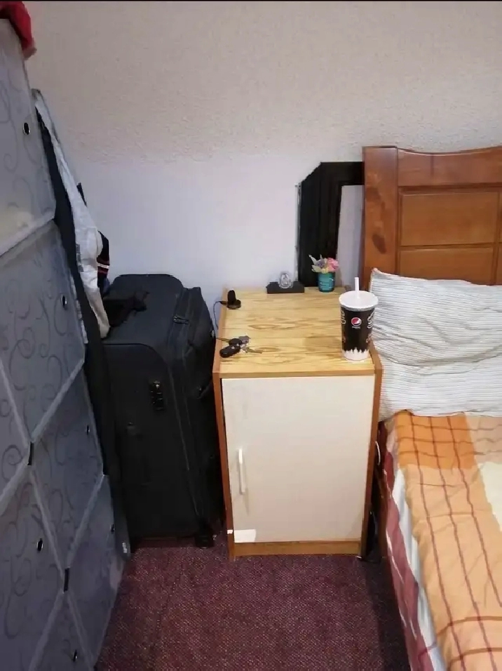 Private room for rent