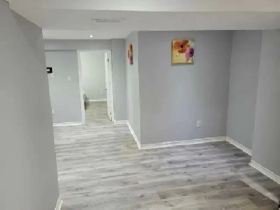 1 BEDROOM LEGAL BASEMENT APARTMENT IN