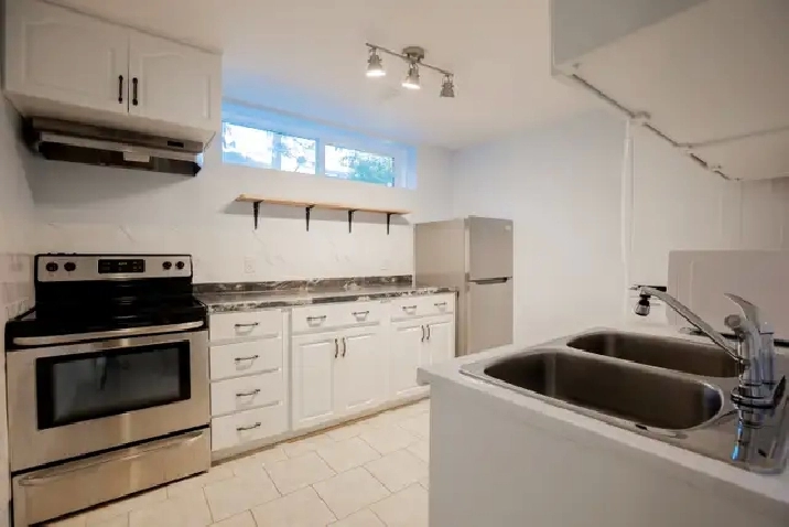 1 Bedroom Suite in Glenrosa
