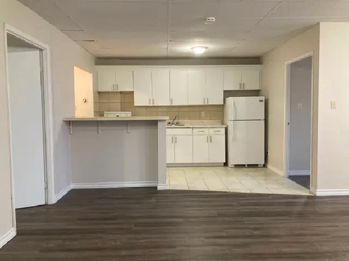 2 Beds 1 Bath Apartment - near Finch Subway