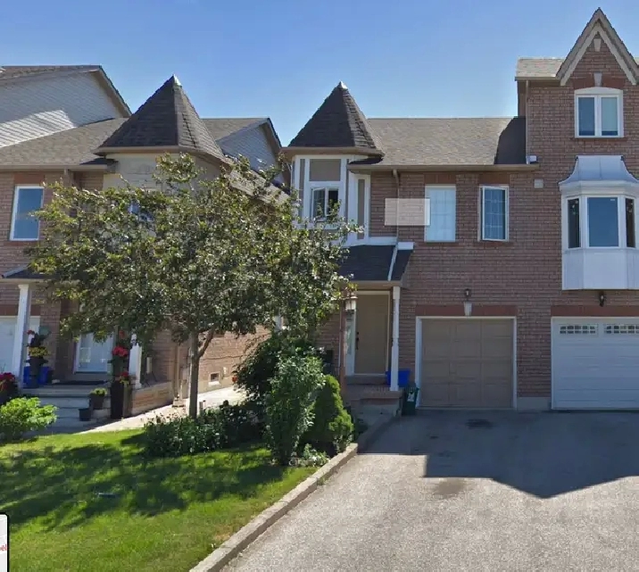 BEAUTIFUL END UNIT TOWNHOUSE - 3 Brdm Woodbridge