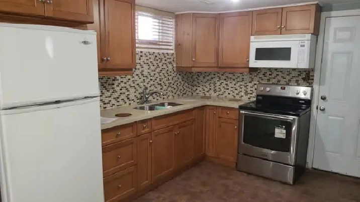 2 BEDROOMS BASEMENT
