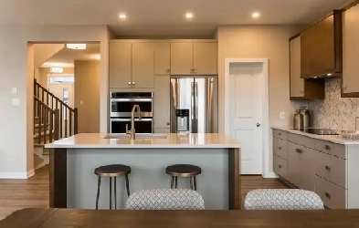 Huge Room for Rent in Kanata with private washroom for Nov 1st