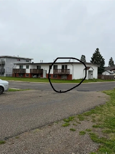 2BD townhouse Huntington Hills