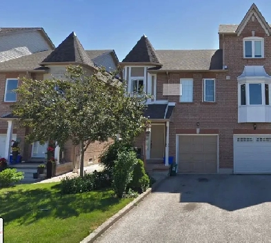 BEAUTIFUL END UNIT TOWNHOUSE FOR RENT - WOODBRIDGE