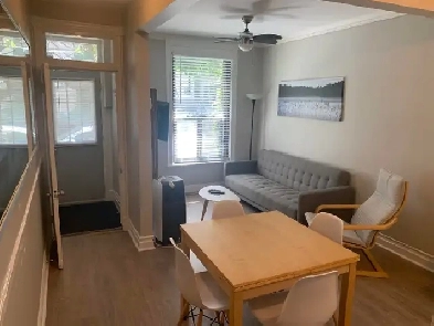 1 bedroom short term furnished appartment near metro