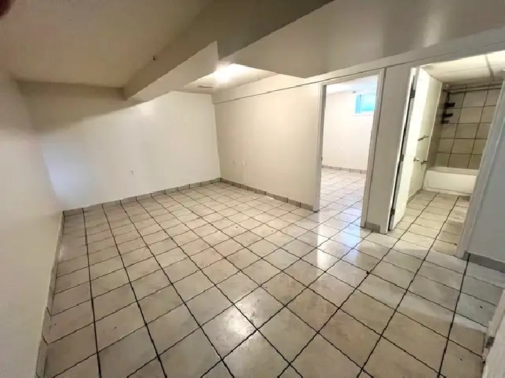 Basement suite available in 4 St NW
