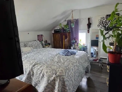 2 bedroom unit for rent