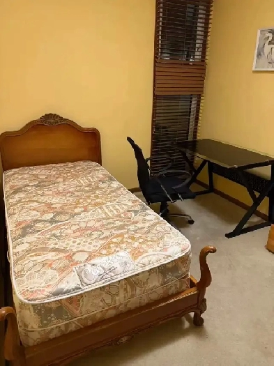 Private Room Near U of M | $400/mo | Utilities Included