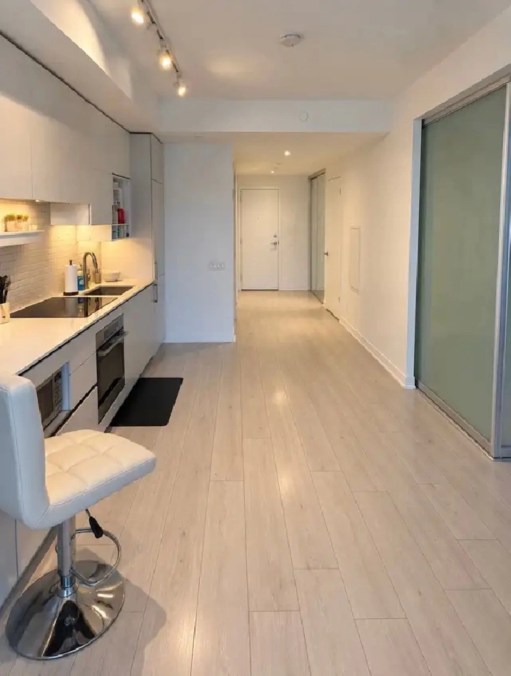 RENTAL:  3 Beds 2 Baths - Apartment