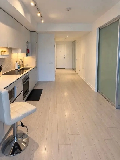 RENTAL:  3 Beds 2 Baths - Apartment