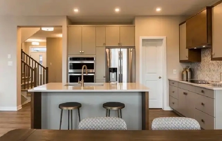 Huge Room for Rent in Kanata with private washroom for Nov 1st