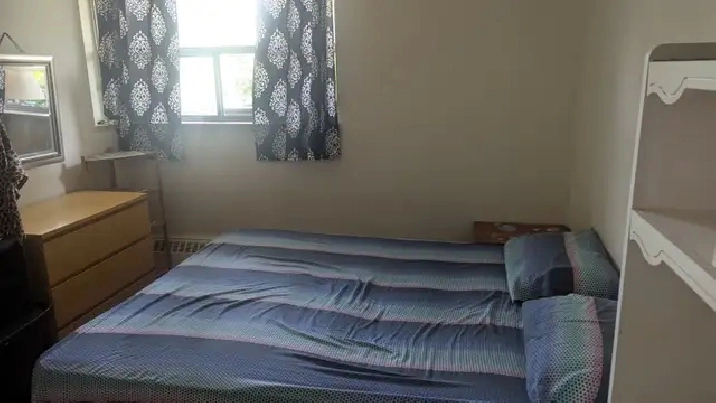 1 bedroom for rent for $1000/- for single nonsmoking female only