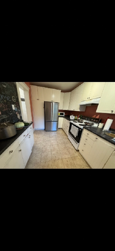2 Furnished Bedrooms in Hamilton near McMaster University 4 Rent