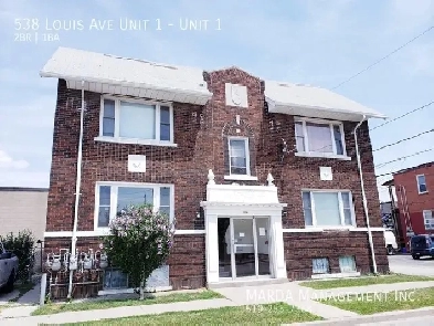 CHARMING 2 BED/1 BATH NEAR DOWNTOWN   HYDRO & GAS!