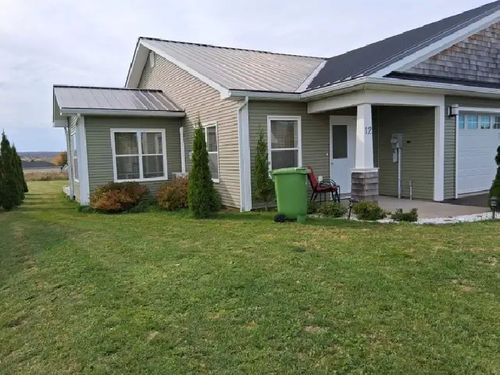2BR, 2 Bath,  Duplex  Fox Hill Sub Division, Kentville.