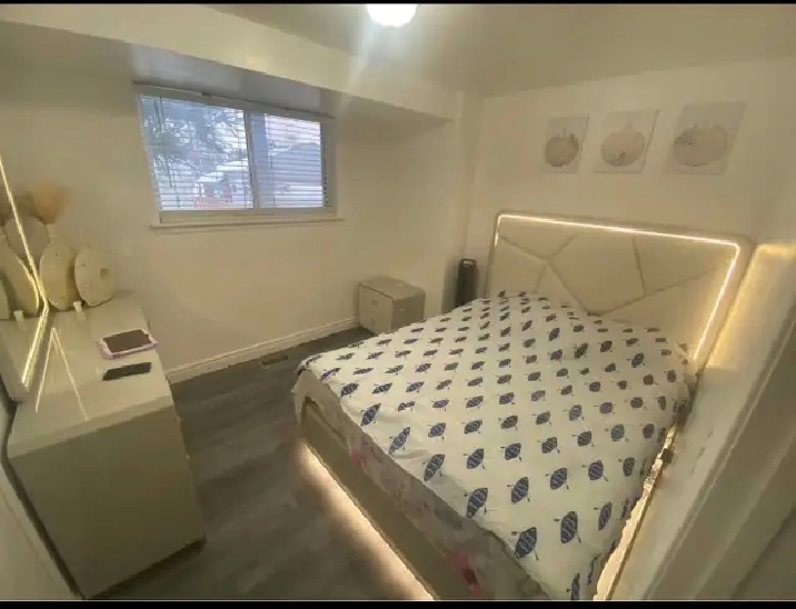 ROOM FOR RENT SECOND FLOOR
