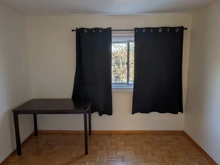 Single room for Rent Near Midland and Finch