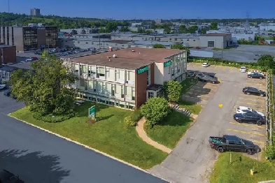 880 Lady Ellen Pl., Ottawa | Ground Level Office Space for Lease