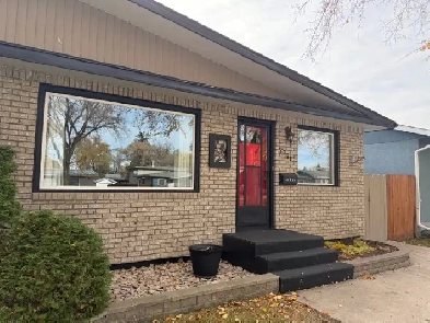 3 Bed Duplex in Eastview with Garage for Rent