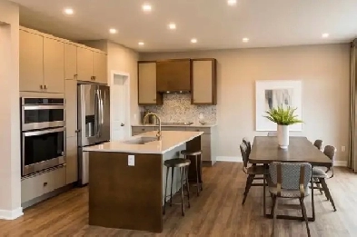 Huge Room for Rent in Kanata with private washroom for Nov 1st