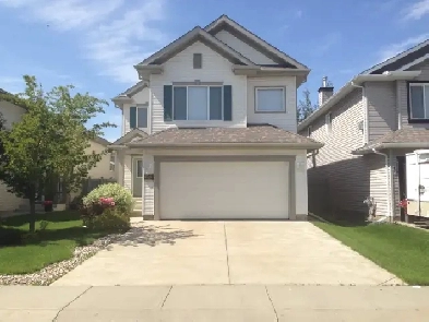 Beautiful 3 Bedroom House for Rent (South Edmonton - MacEwan)