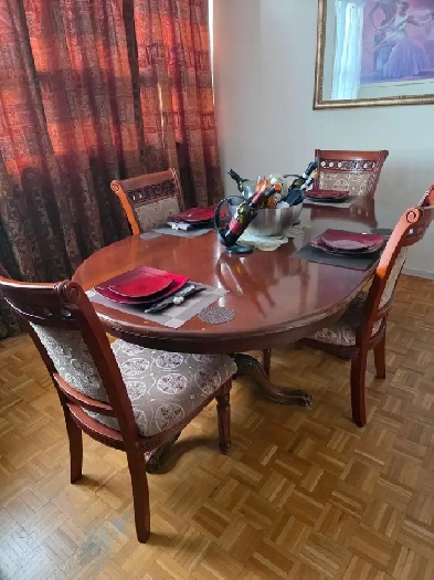 Room in a 2 bedroom apartment