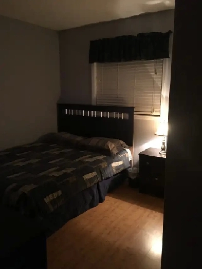 Furnished room for Rent! $650 month.  No D.D Required!