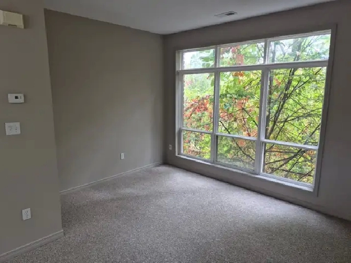 LOR-10B Lorry Lane — 1 Bed   Den Two-Storey Loft, Kitchener