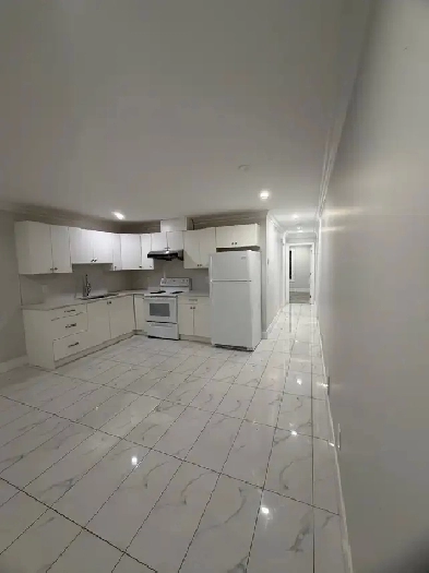 2 bedroom basement for rent in surrey