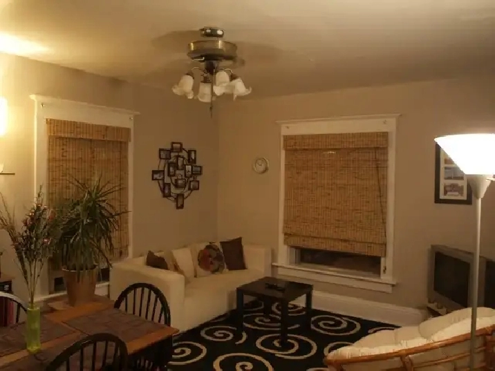 Two bedroom apartment near General Hospital