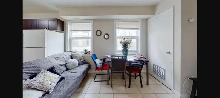 Waterloo student rooms - $699/month - Jan to Aug 2027
