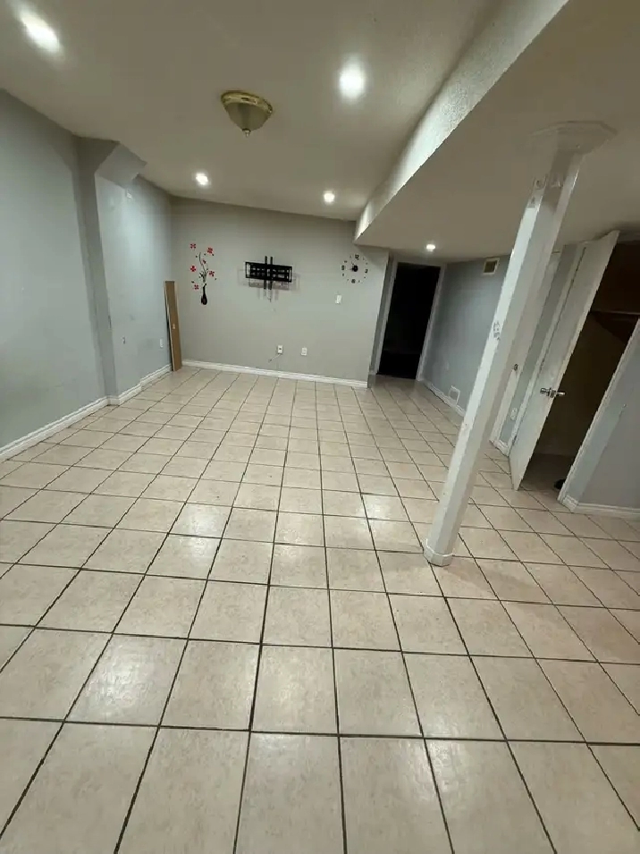Basment for rent