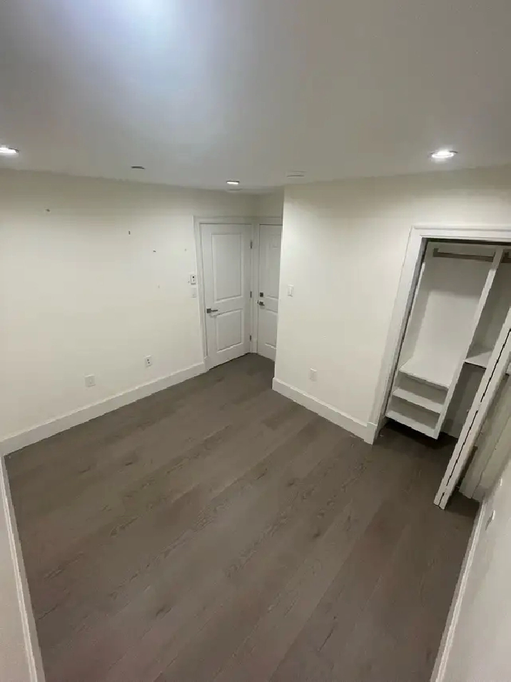2 Rooms Available for rent