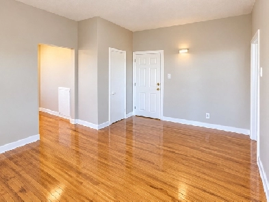 2 Bed/1Bath Apartment in Moncton H&L Included!