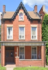 Nice, Bright 1 Bedroom Apartment