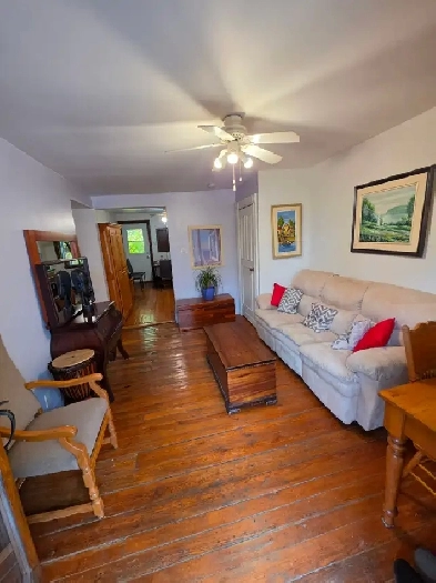 41/2,2Ch.4 electros.1500$. 1min metro Charlevoix
