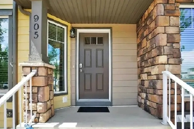 PRICE REDUCED - Townhouse for Rent - 2 Bed, 3 Bath - Clearview