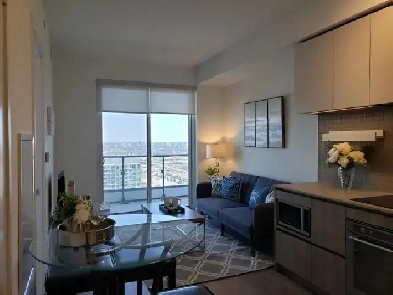 Vaughan Downtown Condo - 1 Bed   1 Large Den   2 Full Baths
