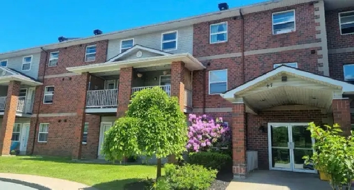 2 BEDROOM 5 APPLIANCES CLAYTON PARK WEST HT/ HW INC